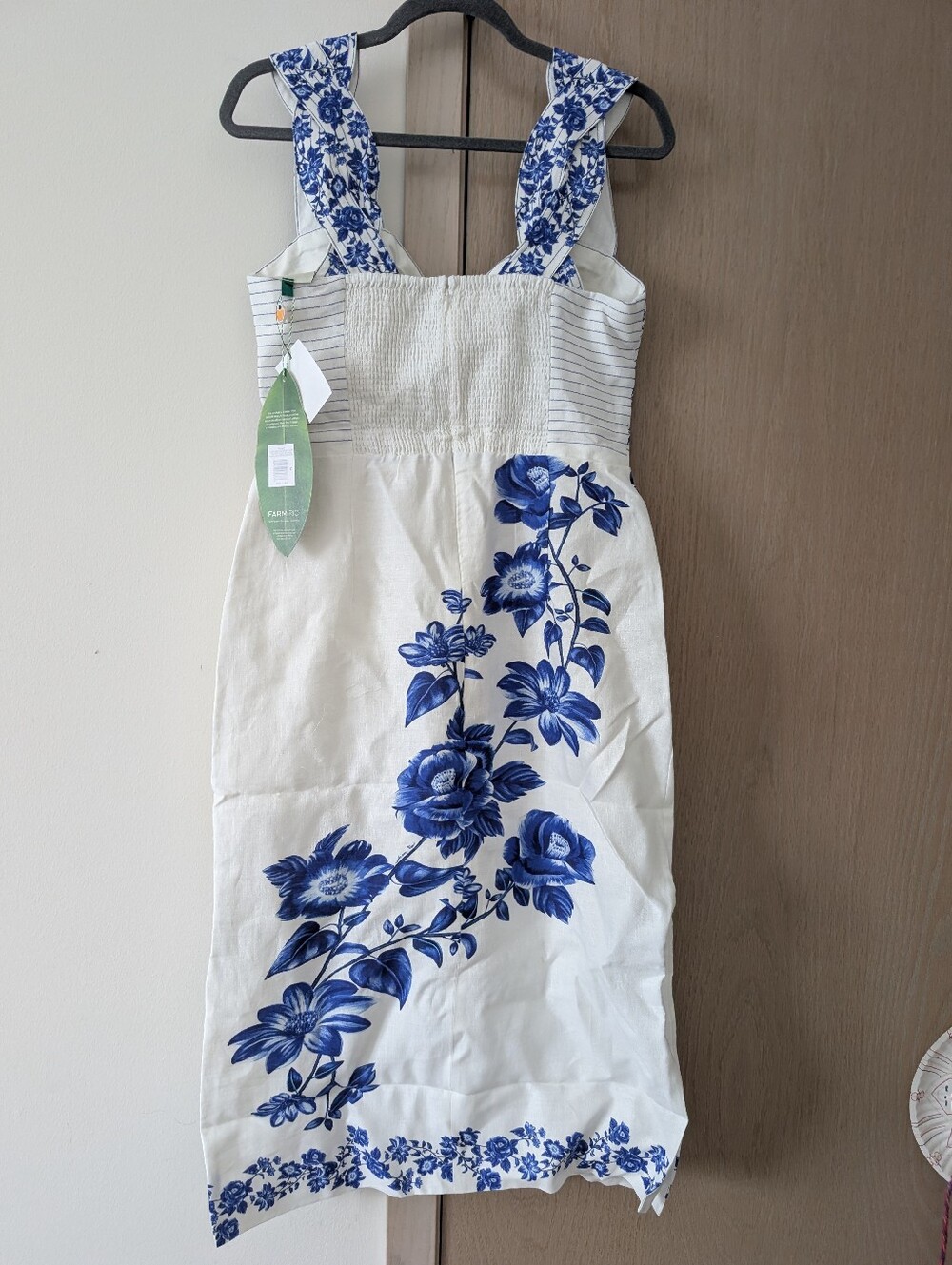 FARM Rio White Floral Linen Midi Dress - SIZE M | Summer Party Wedding Event - Picture 10 of 11